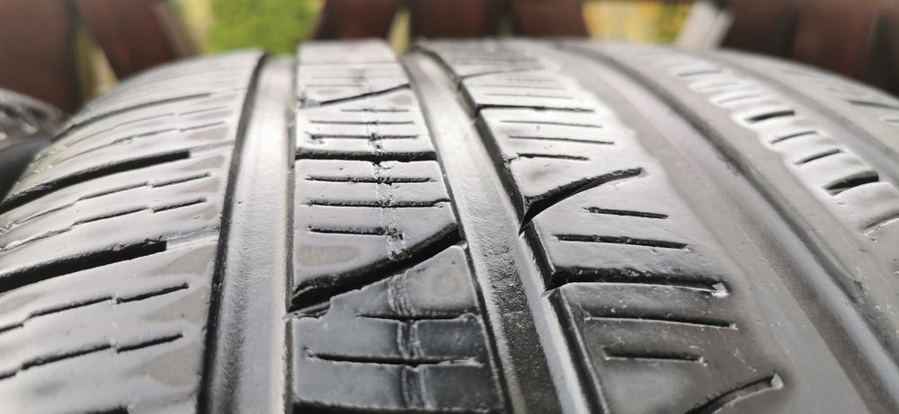 Всесезонни гуми за СУВ