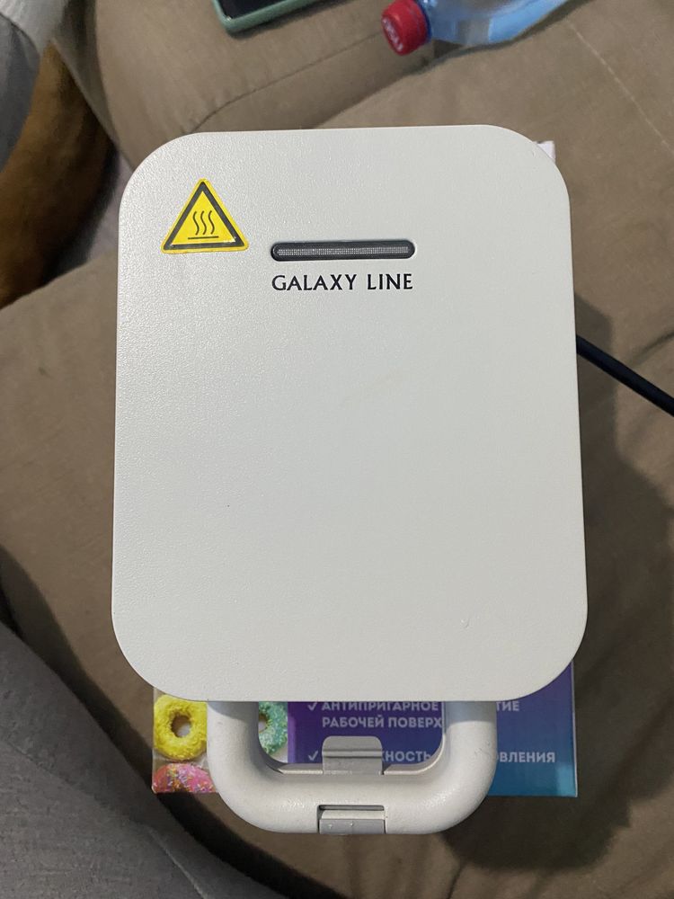 Вафельница galaxy line