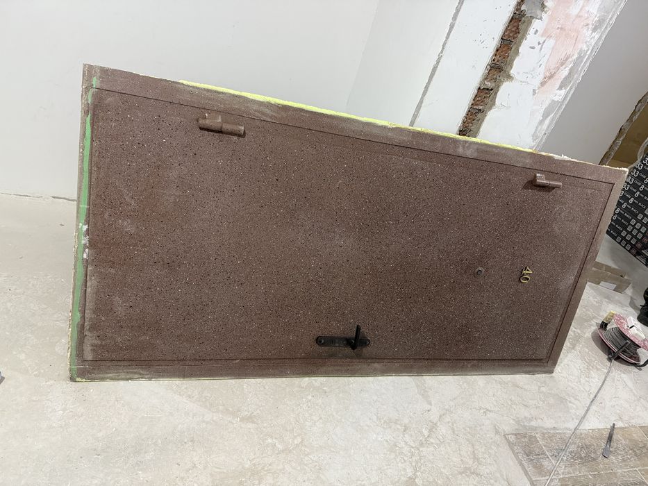 Дверь входная металлическая