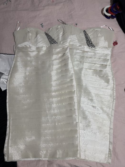 Платья , размера S,M вечерние и коктельные