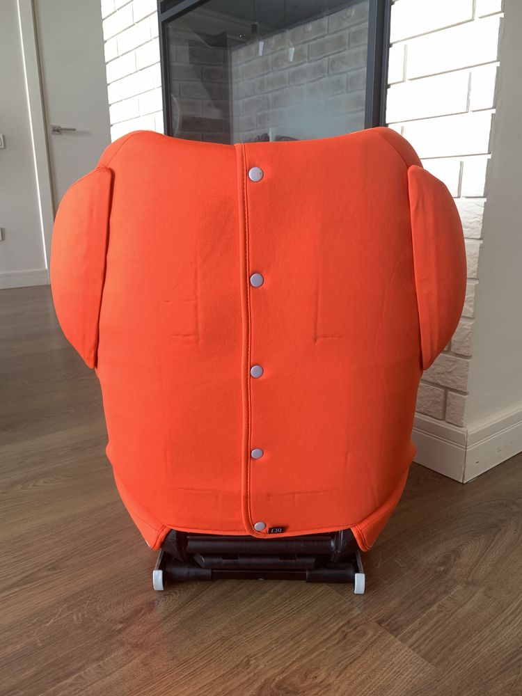 Автокресло Cybex Juno 2-Fix от 9 месяцев до 4 лет
