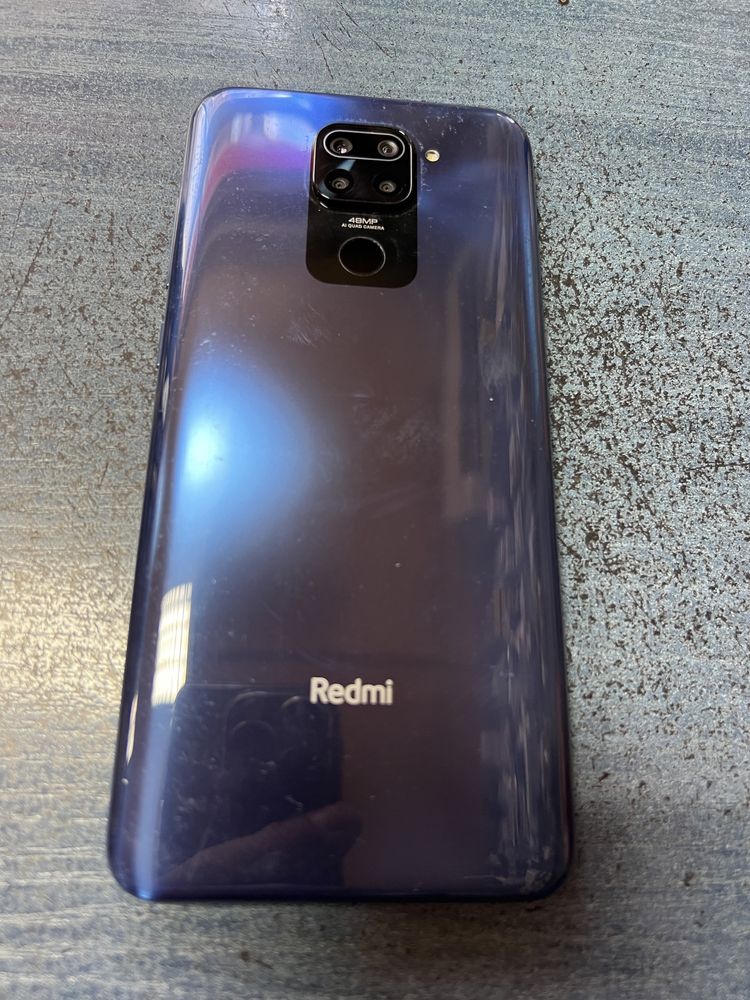 Xiaomi Redmi Note 9 4/128gb - отличен