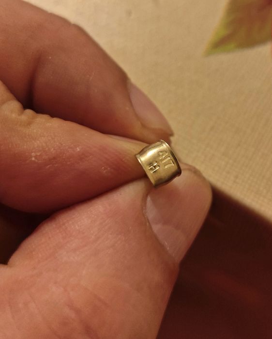 Cruciuliță aur deosebita, preț FIX!