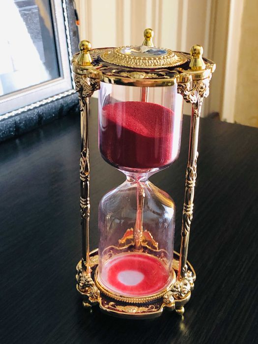 Часы песочные красные  15 мин