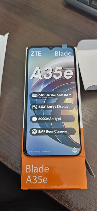 Чисто нов мобилен телефон ZTE Blade 35е.