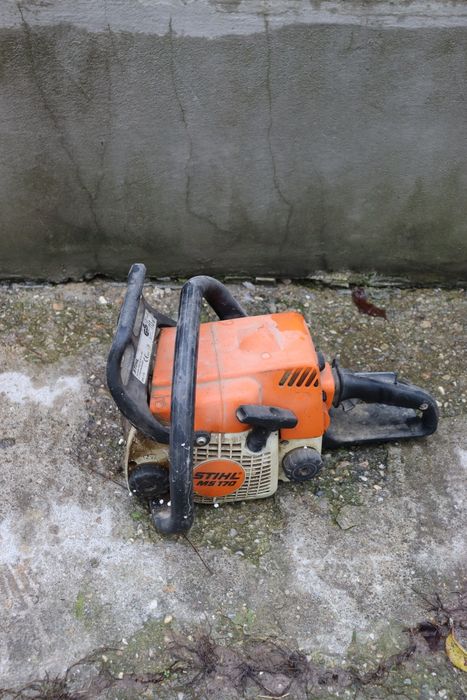Corp Stihll Ms 170 nu porneste