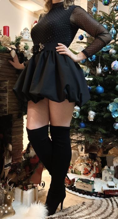 Vand rochie neagra