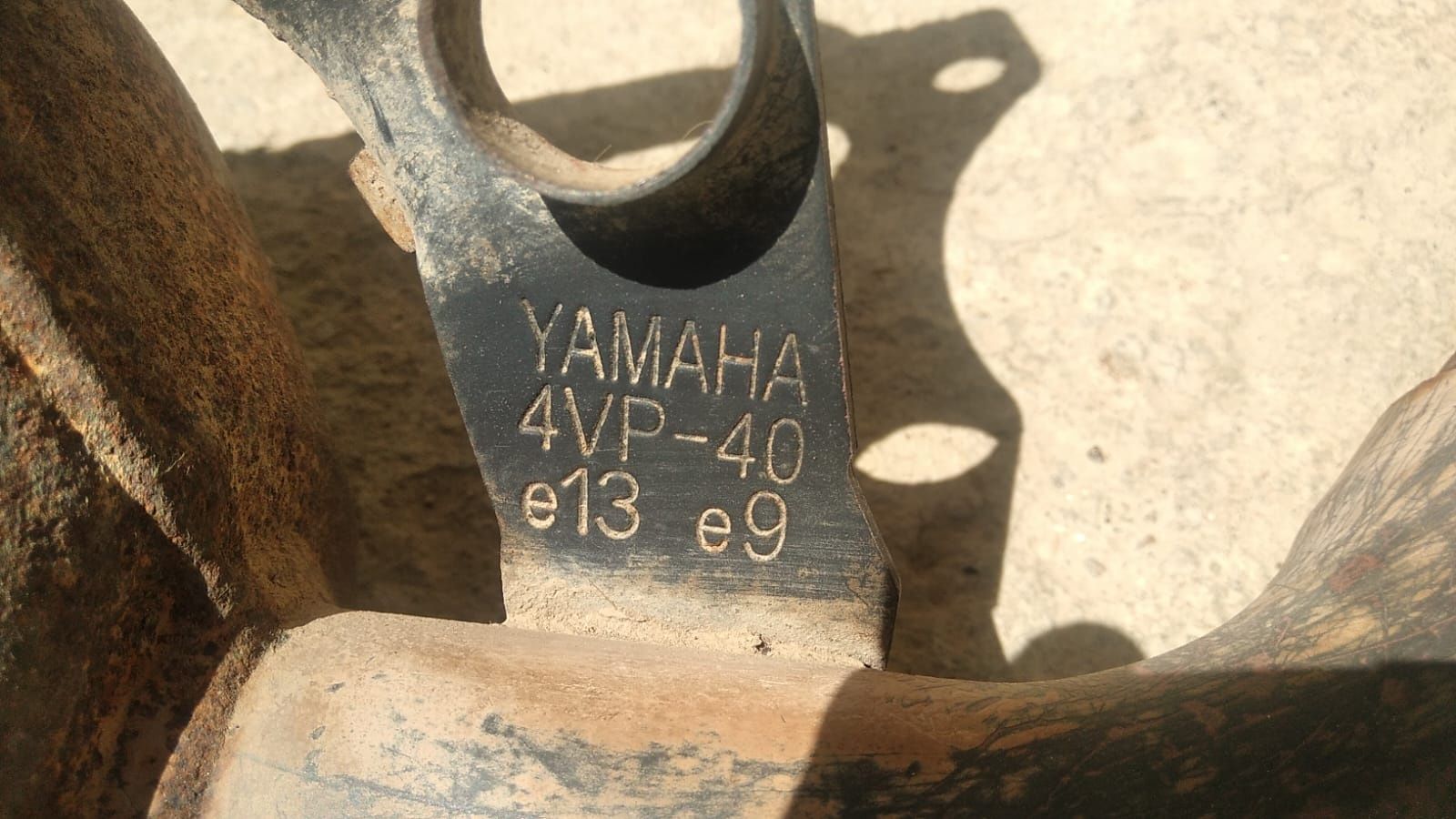 Vând tobă originală Yamaha, compatibilă cu alte modele..