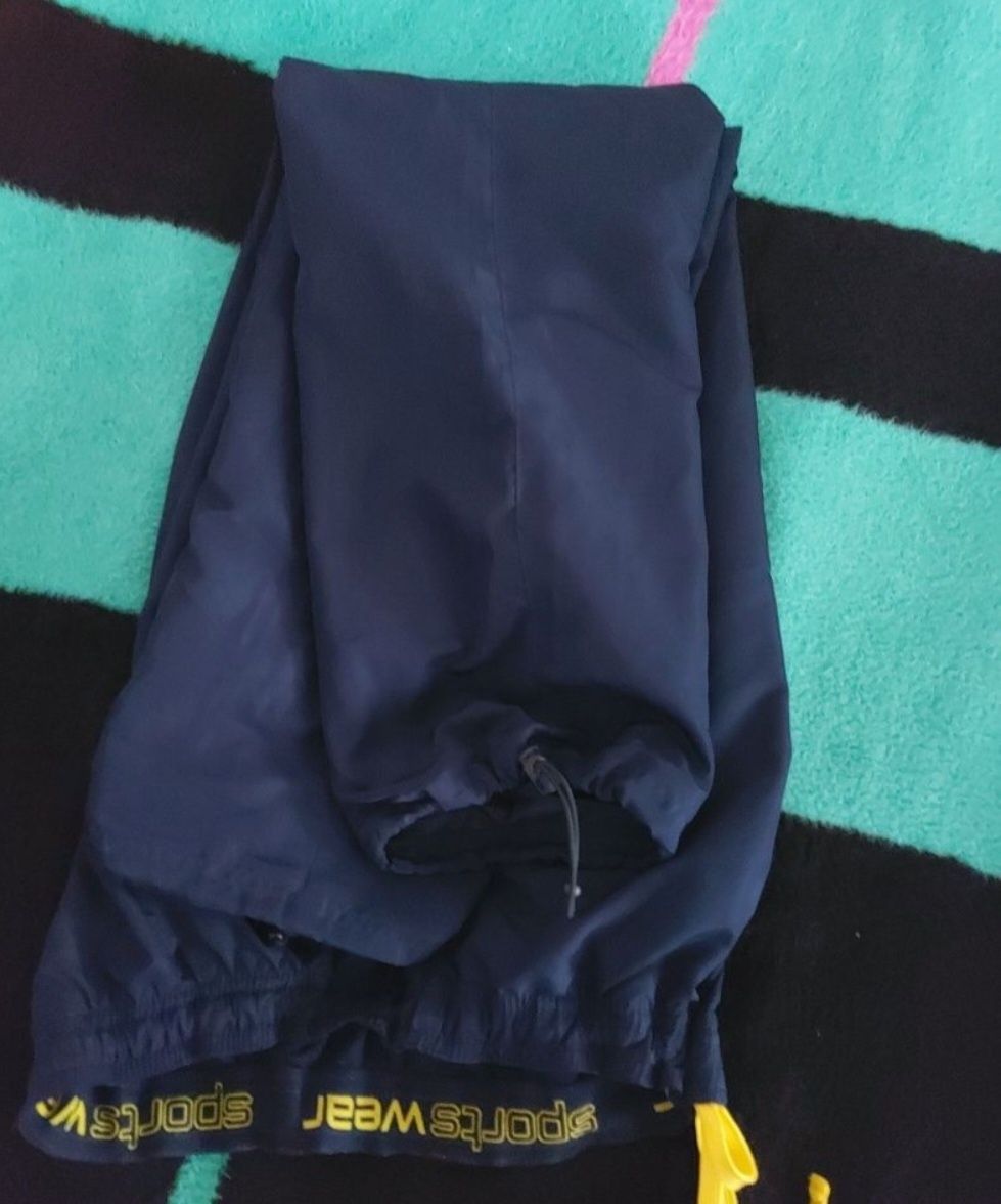 pantaloni trening crivit M