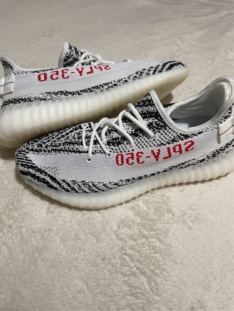 Yeezy 350 V2 Zebra