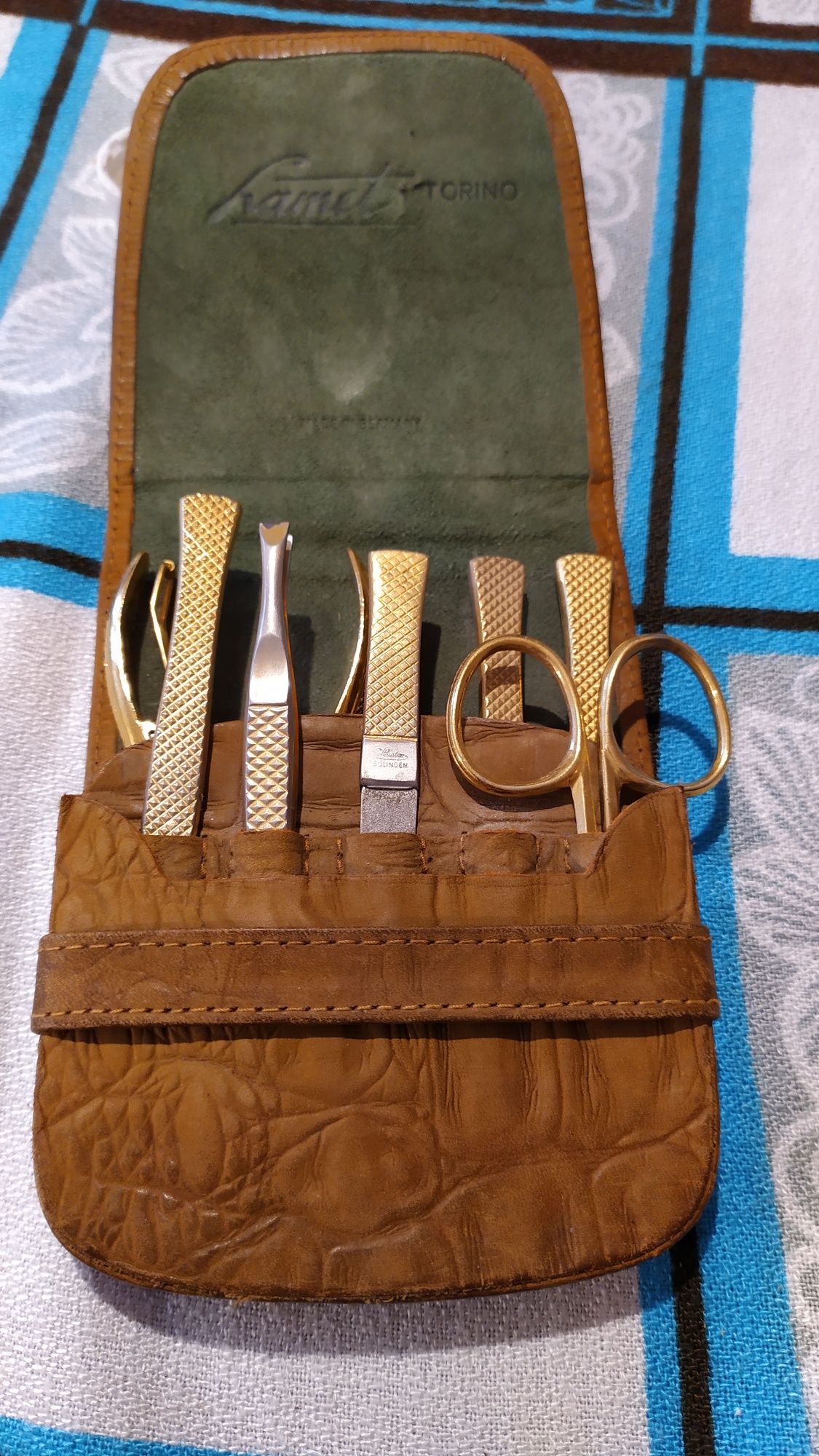 Set de manichiura vintage Solingen  în etui de piele + 1 cadou