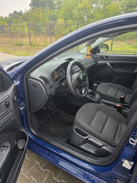 Skoda octavia 2  1.6mpi benzina  An 07.2011 proprietar