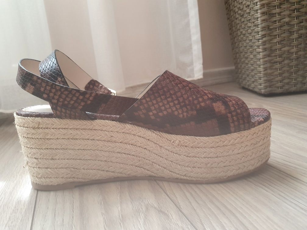 Sandale piele cu platforma,Zara, mar. 39