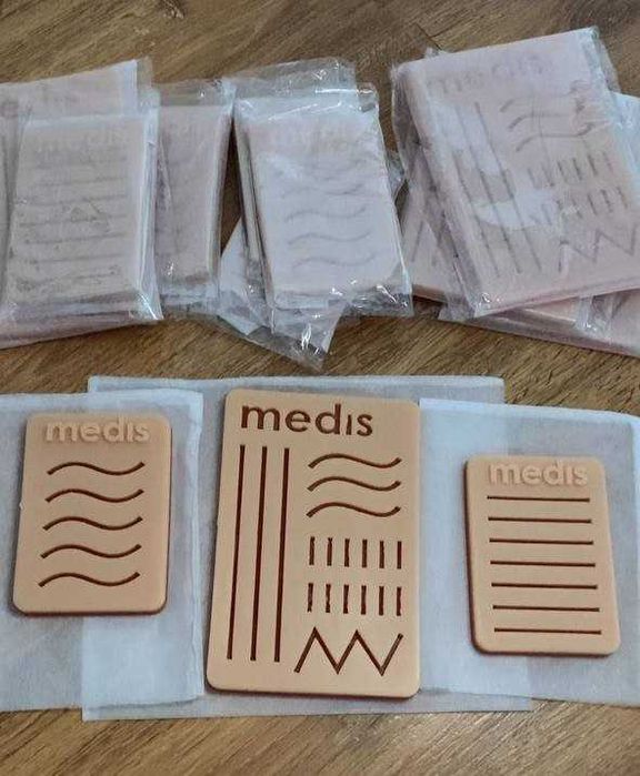 Jarrohlik gilamcha-trenajor - Хирургический коврик-тренажер