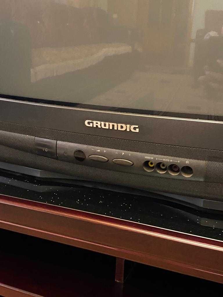 Телевизор GRUNDIG