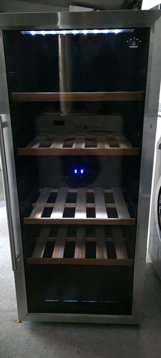 Професионален охладител за вино METRO, неръждаема стомана/стъкло, 91 б