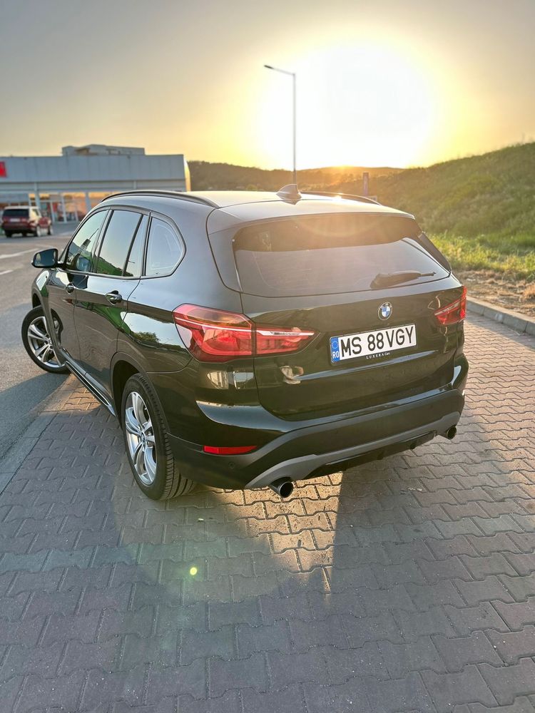 BMW X1 xDrive 25i