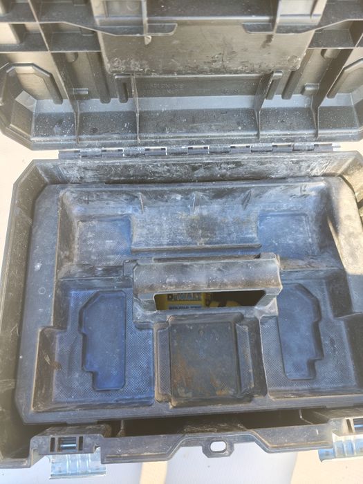 Перфоратор DCH-333 комплект с кутия, 2 батерии и батерия