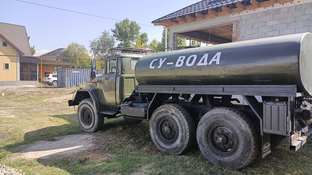 Услуги водовоза, доставка воды.