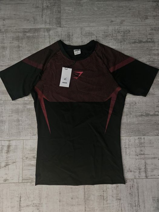 Gymshark Onyx V5 compression shirt