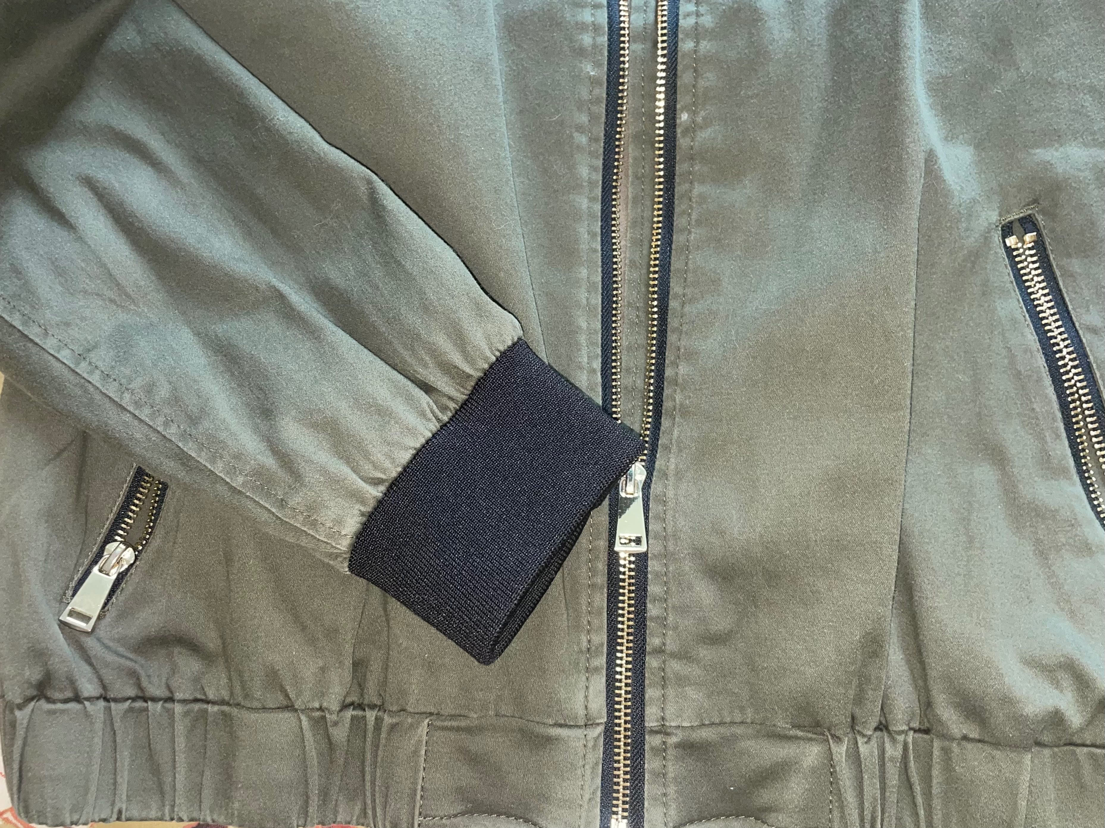 Бомбер River Island