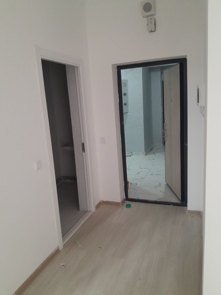 Subsidiyaga 14.700$ bilan 2xonali podkluch kvartira sotiladi.11 metro.