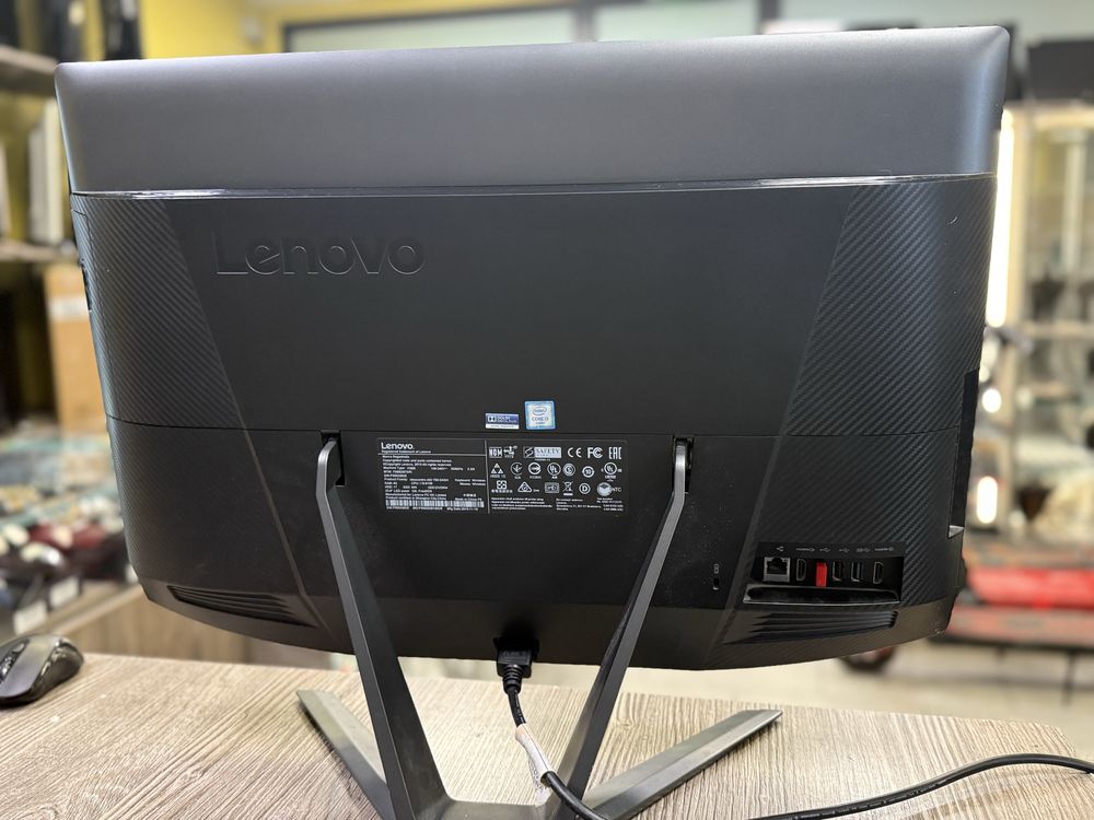 Lenovo all in one ideacentre AlO 700-24ISH