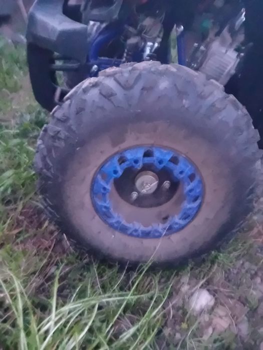 Vând ATV.      125
