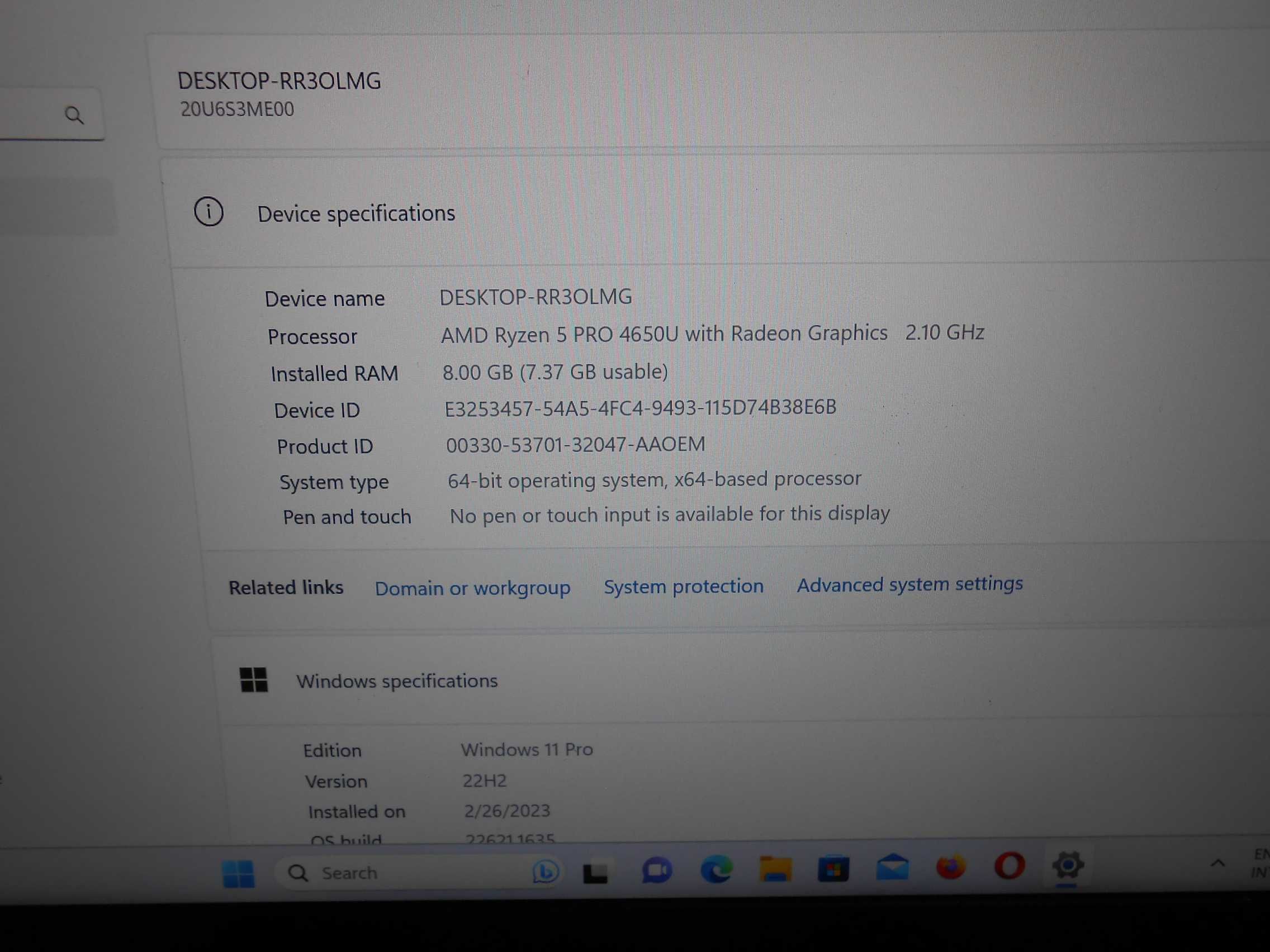 Laptop Lenovo ThinkPad L14 cu procesor Ryzen 5 4650U