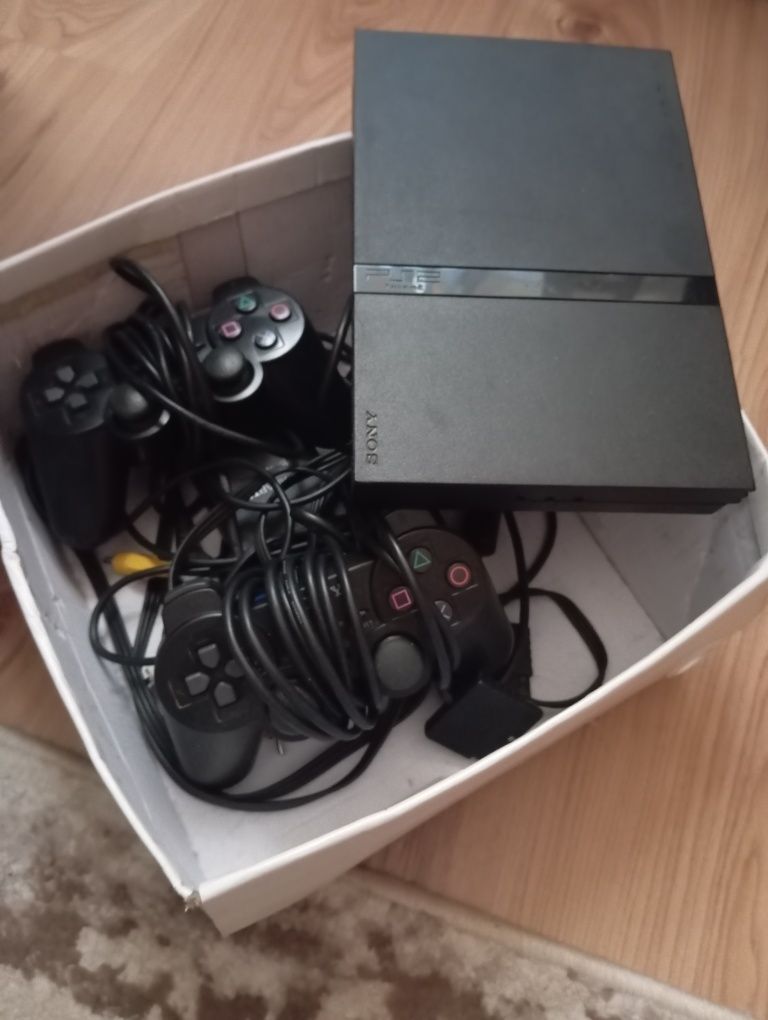 PS2 in stare foarte buna!