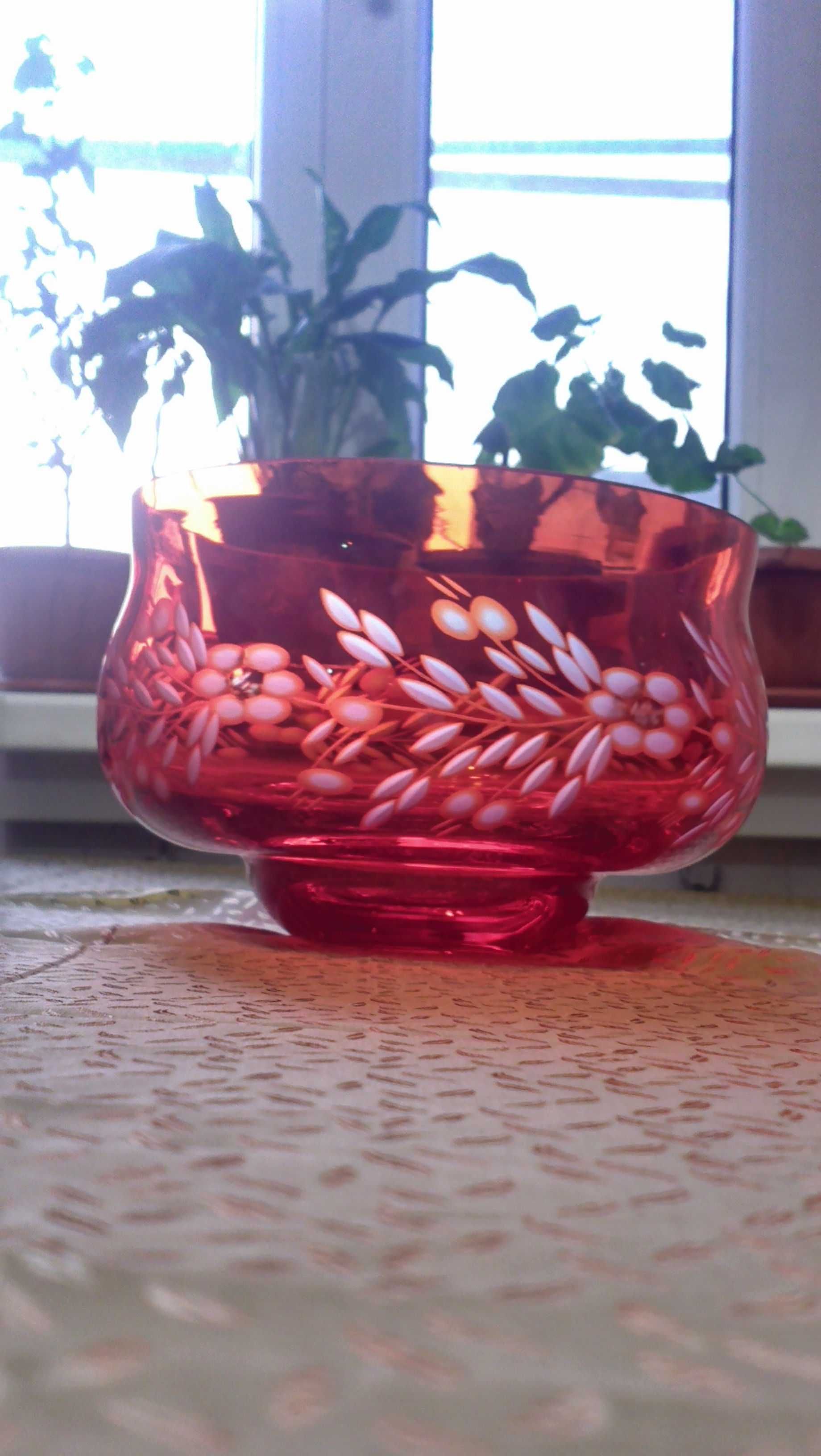 Хрустальная рубиновая ваза,ретро-винтаж СССР.
