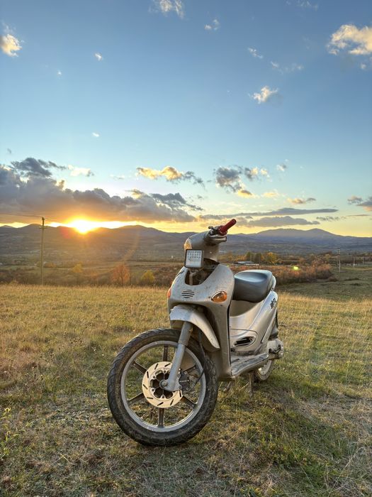 Vand piaggio liberty 80 in stare buna