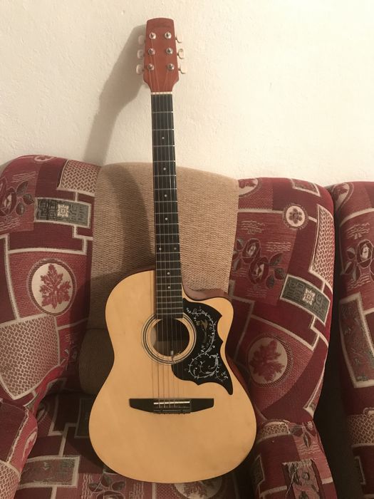 Гитара сатылады  жағдайы жақсы