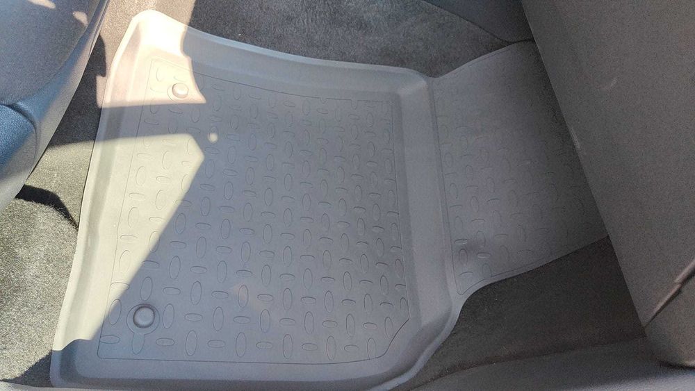 Covoare/Presuri cauciuc 100% tip tavita Skoda Superb  3 2015-->2023