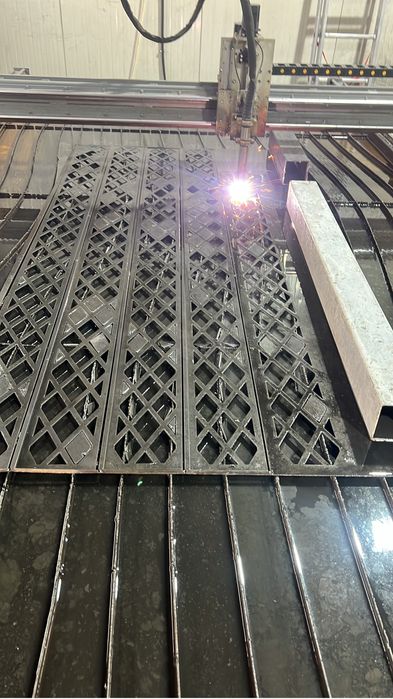 Porti, garduri si balustrade debitate CNC