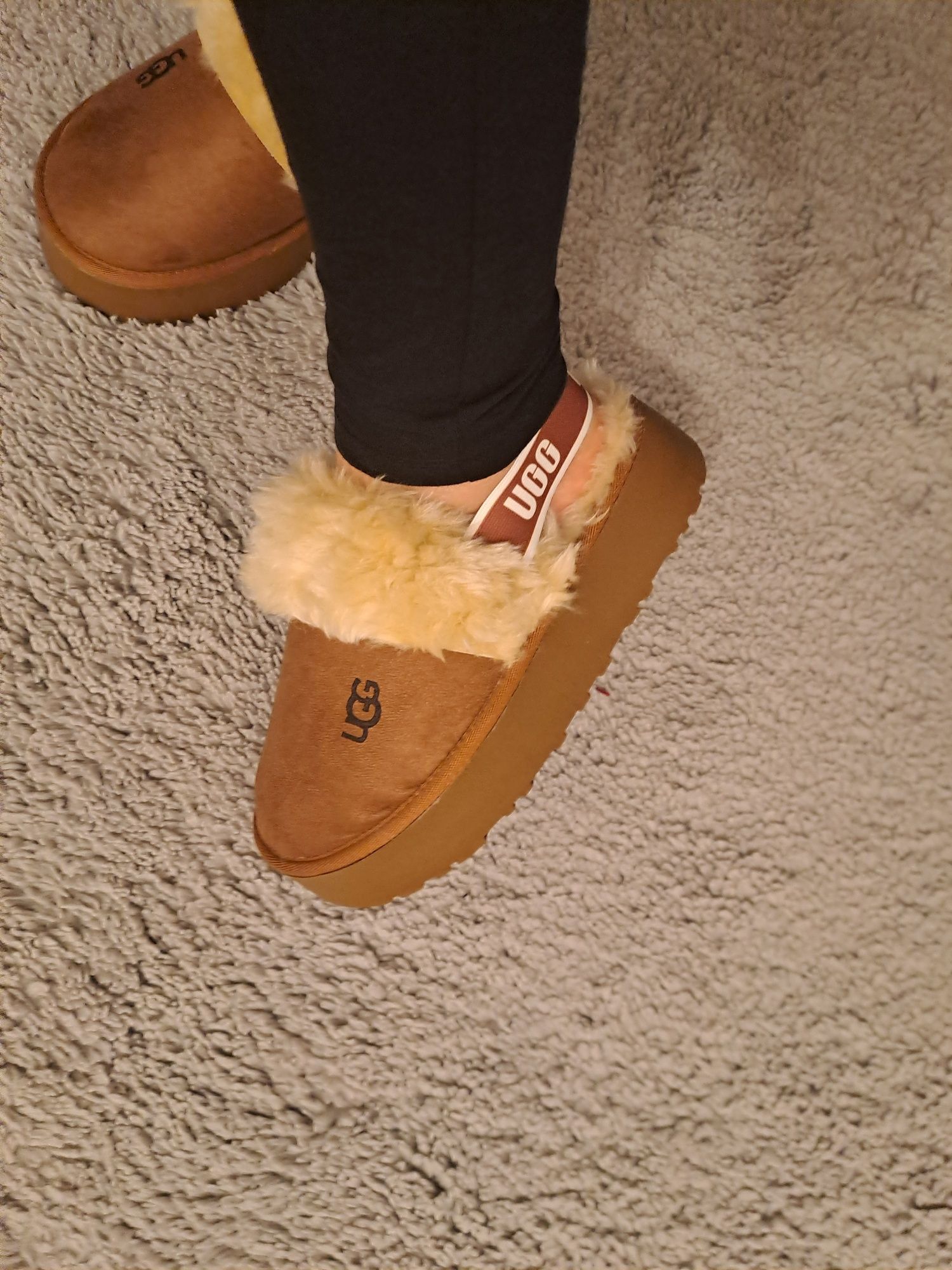 Ugg dama dupe...