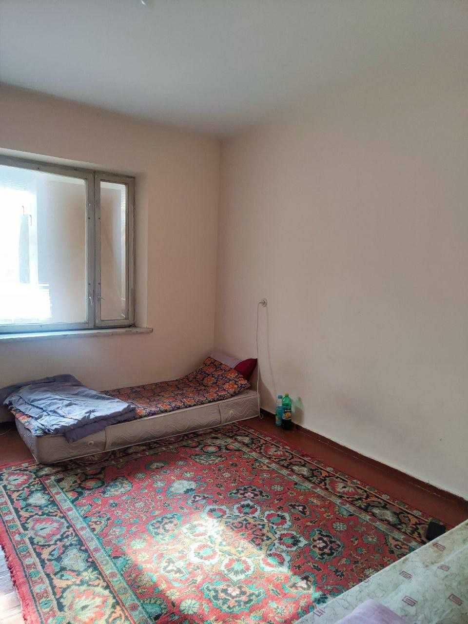 1*2*5, в Яккасарайском р-оне, 34м2, балкон 1,5*4, ул. Абдулла Каххар