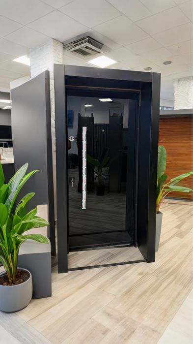 Входна врата за външни условия-Premium black glass