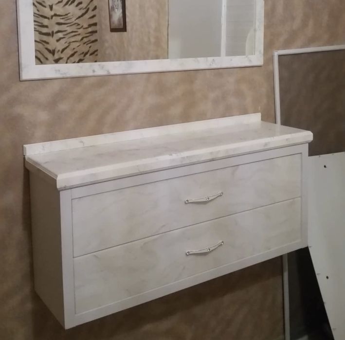 Туалетный столик.