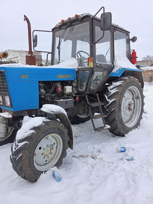 Трактор МТЗ 82 и вагончик