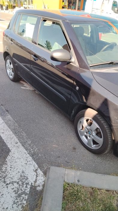 Vând Skoda Fabia an 2011