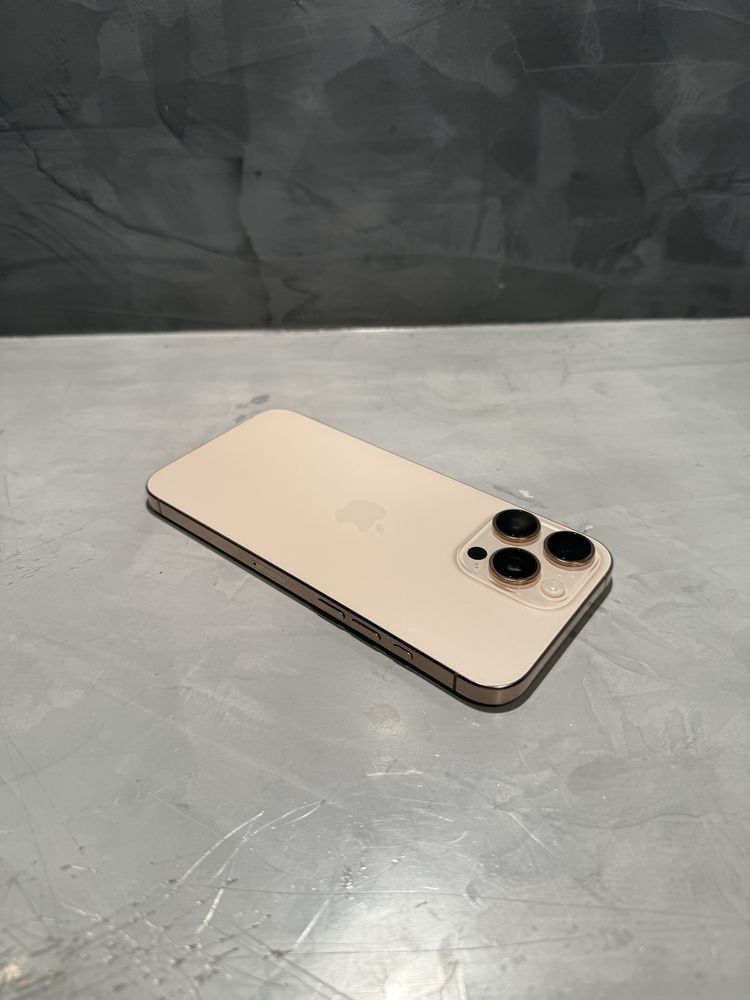 КАТО ЧИСТО НОВ Iphone 16 Pro Max Desert Titanium + гаранция