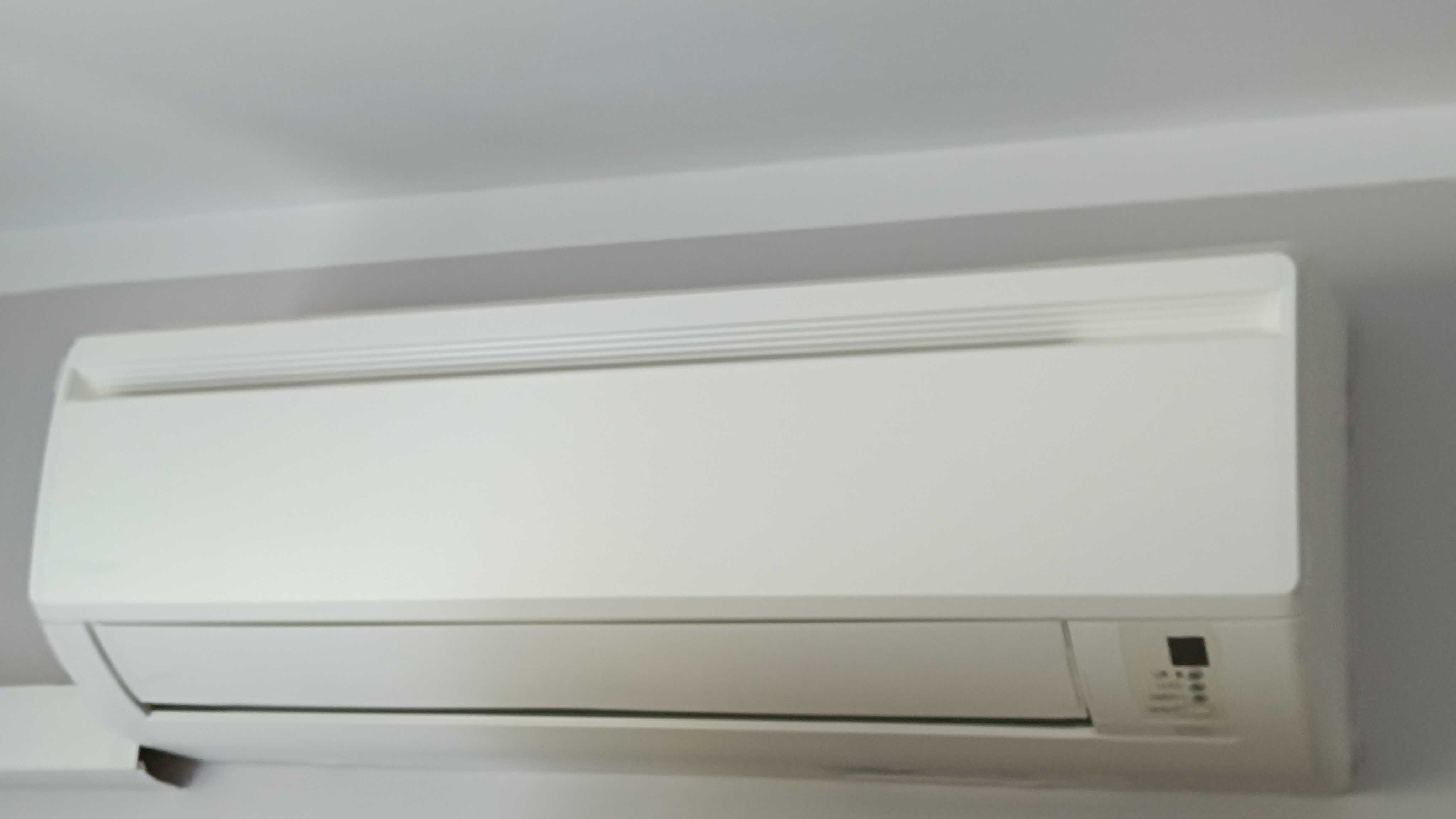 Климатик DAIKIN R22KNS / F22KTNS-W
