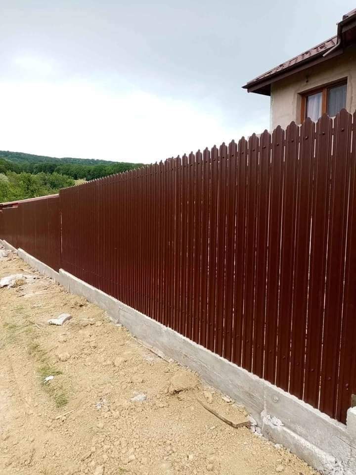 Construim garduri din sipca metalica, panou stil jaluzele, tabla, BCA