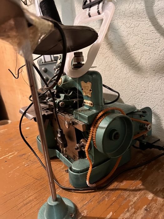 Продам оверлок