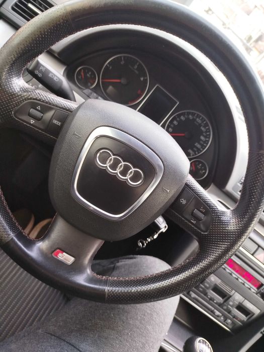 Audi A4 B7 , 2L  140cp