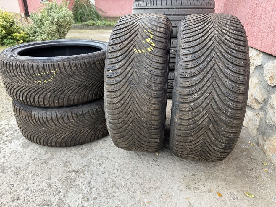 Michelin Alpine 5 225/45/17