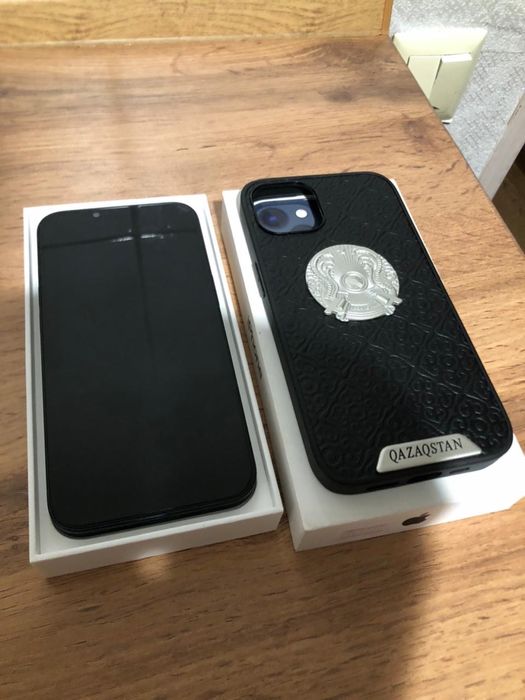 Айфон 13 в черном СРОЧНО