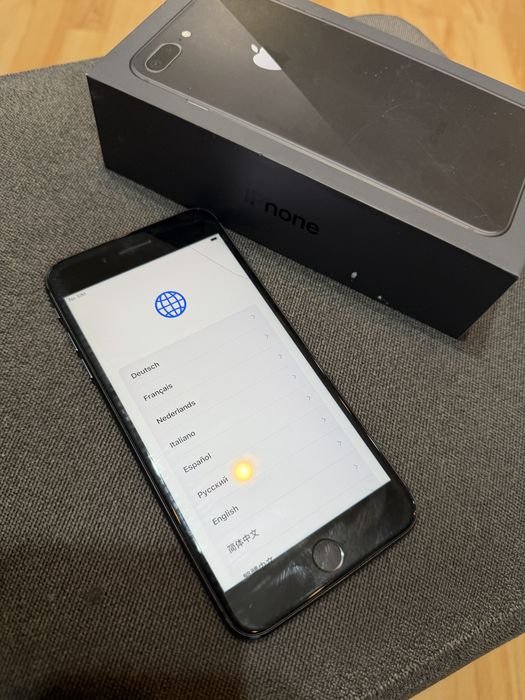 Iphone 8 plus 64GB