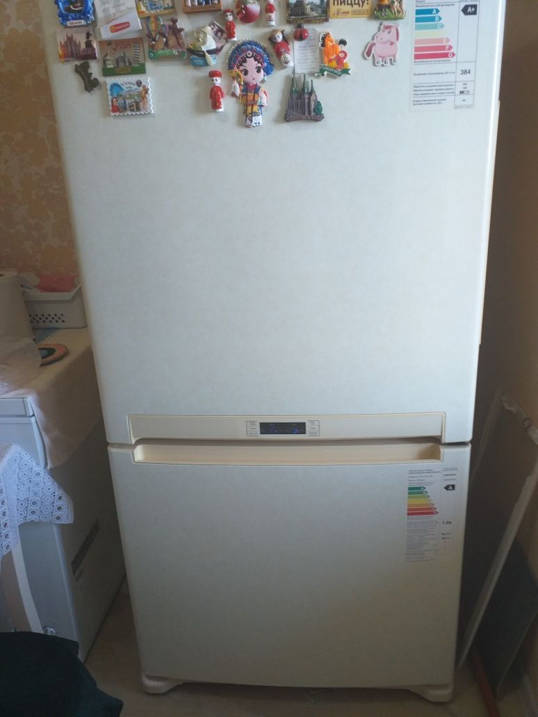 Бытовая техника.холодильник морозильник